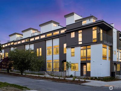 4414 Midvale Avenue N, Seattle, WA, 98103
