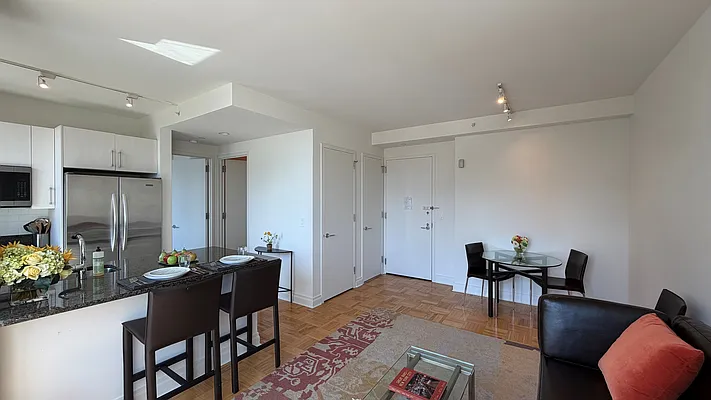 Living room, photo 4