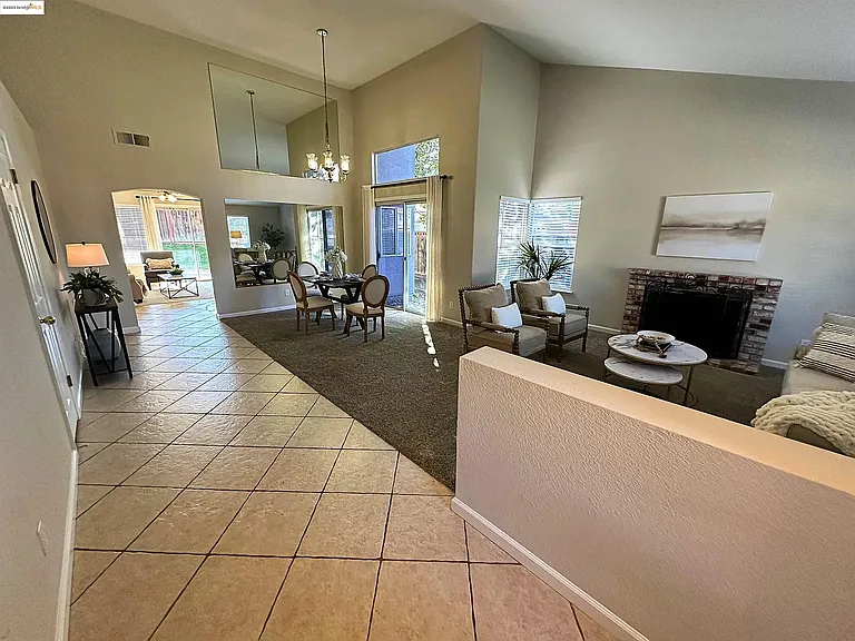 1590 Doe Trail Ln — Photo 9