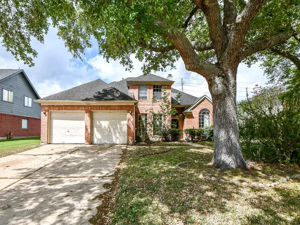 4306 W Thunderwood Cir, Fresno, TX 77545