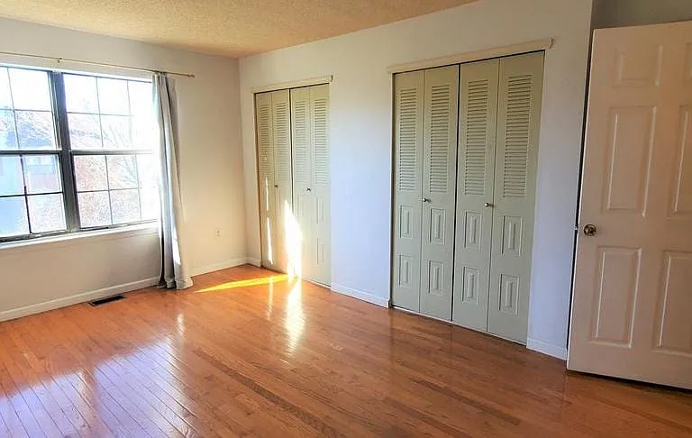 95 Oneill Ct — Photo 28
