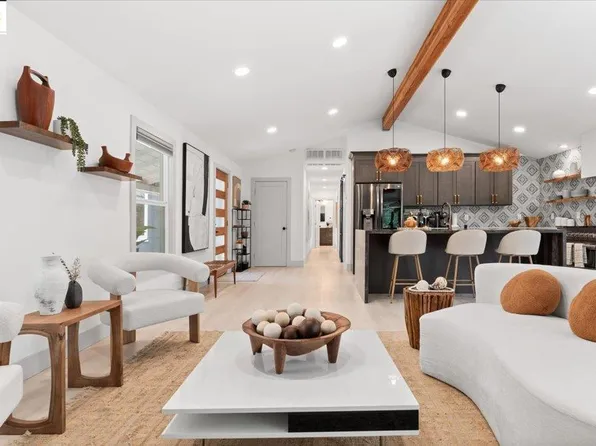 22435 Moyers St, Castro Valley, CA 94546