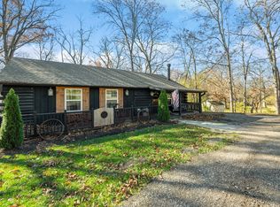 1105 Melbourne Pl, Spring Grove, IL 60081