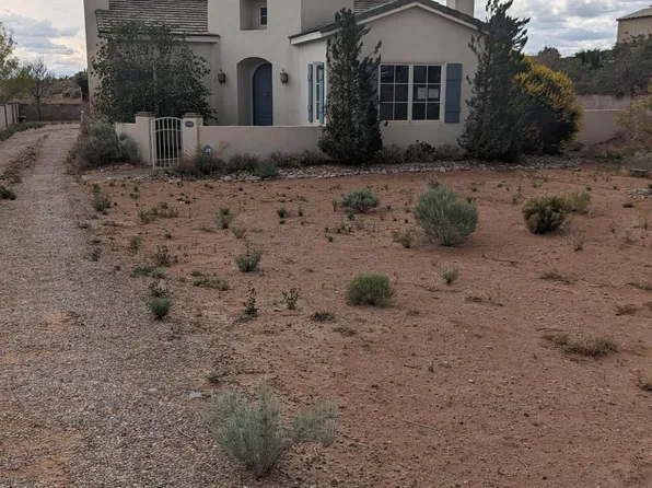 6808 Chapingo Rd NE, Rio Rancho, NM 87144