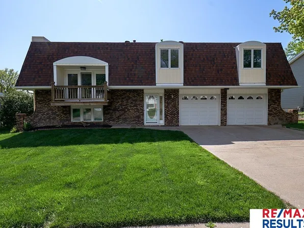 422 S 150th Cir, Omaha, NE 68154