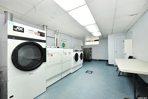 Sold by NYC Red Group LLC | media 11