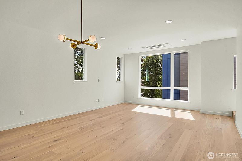5th image of 2606 NW 62nd Street