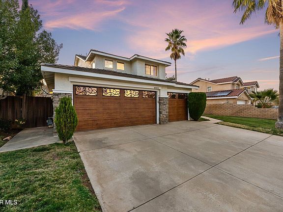 4th image of 40055 Denham Dr