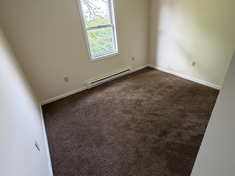 15 Sunbeam Ct #4 — Photo 6