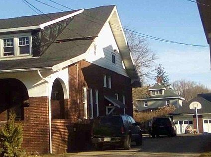 2nd image of 27 W Frederick St