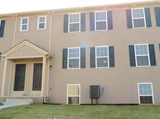 937 Woodridge Dr, Middletown, PA 17057