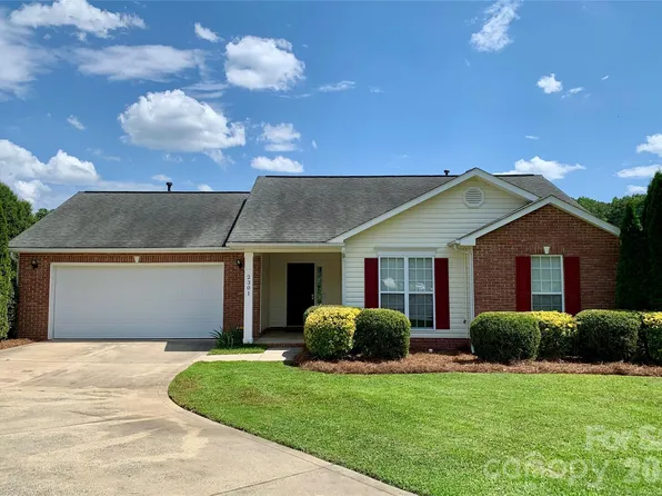2301 Hunters Way, Monroe, NC 28110