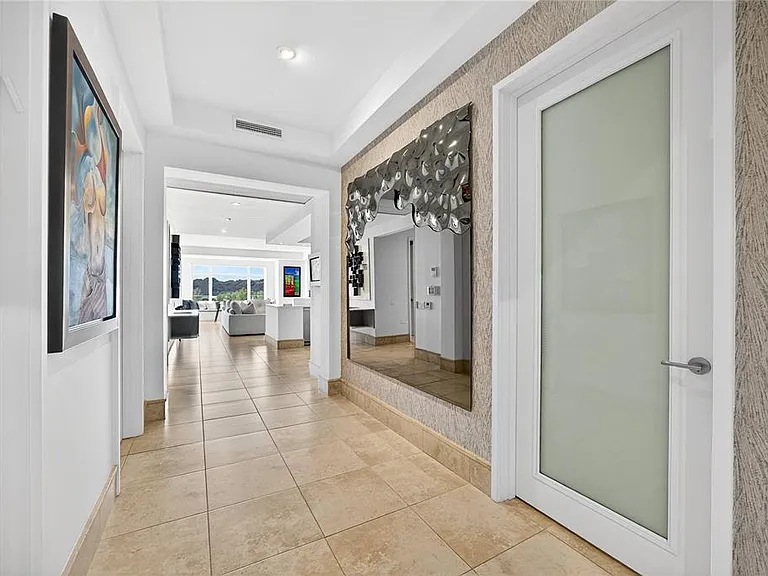 . Cond Plantation Village Street #3-303 — Photo 4