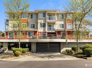 517 225th Ln NE APT E305, Sammamish, WA