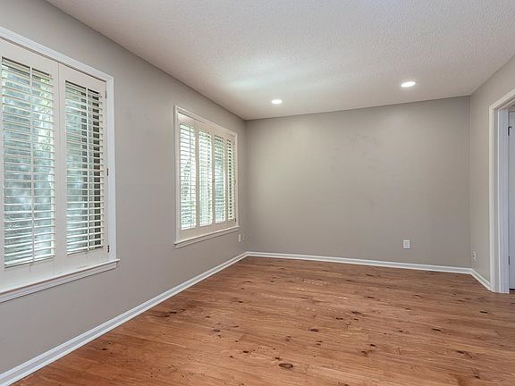 4th image of 873 S Yates Rd APT 1