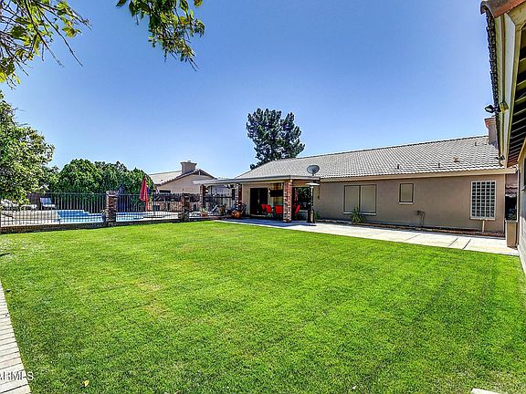 4th image of 6820 W COLUMBINE Drive