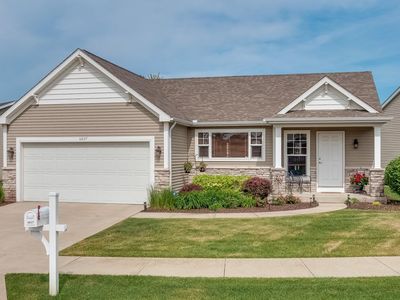 6037 Cottage Cir, Granger, IN, 46530