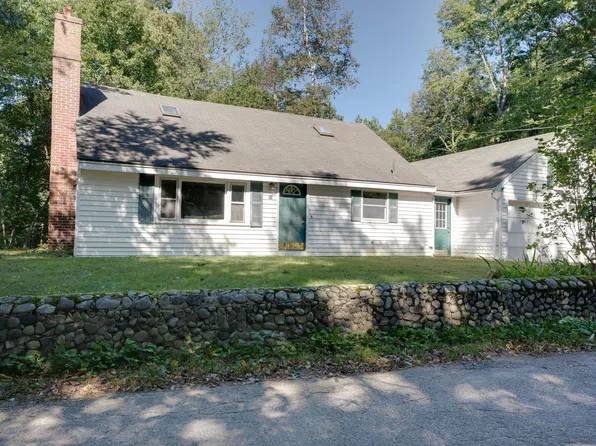 50 Lakeside Drive, Sandown, NH 03873