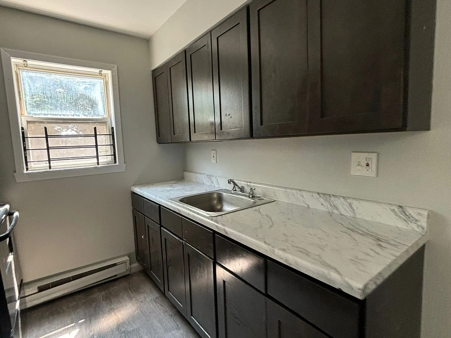2 bed, 800 sqft, $1,795 — Photo 3
