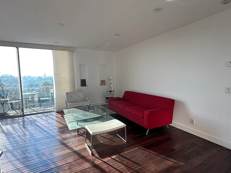 100 S Doheny Dr #923 — Photo 6