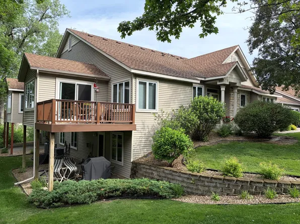 10735 57th Ave N, Plymouth, MN 55442