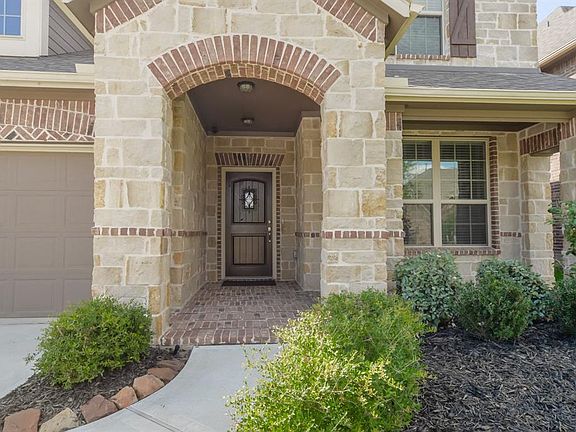 3rd image of 11003 Walts Run Ln