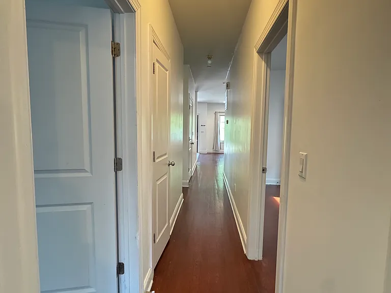 441 Deisius St #1R — Photo 17