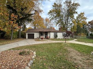 22023 Downing St, Saint Clair Shores, MI 48080