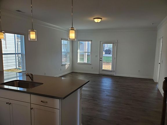 4th image of 3637 Capstone Dr