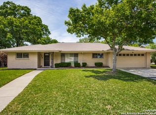 125 Twinleaf Ln, Castle Hills, TX 78213