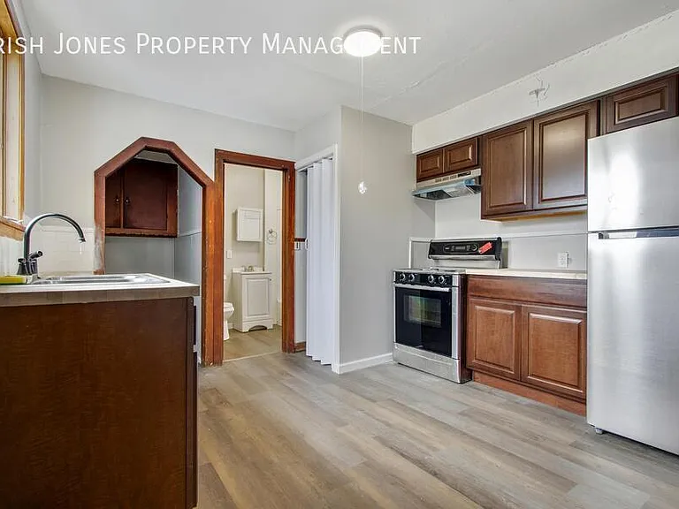 56 Fredro St #2 — Photo 2