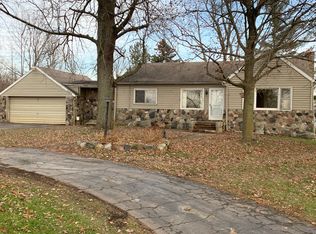 15435 Wacousta Rd, Grand Ledge, MI 48837