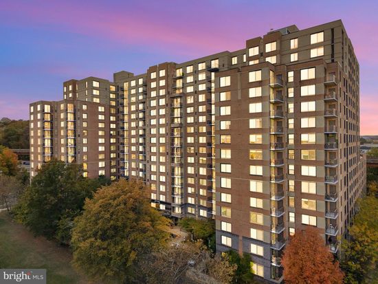 2451 Midtown Ave APT 203, Alexandria, VA 22303
