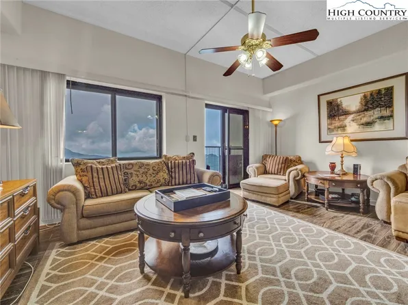 303 Sugar Top Drive #2816, Sugar Mountain, NC 28604