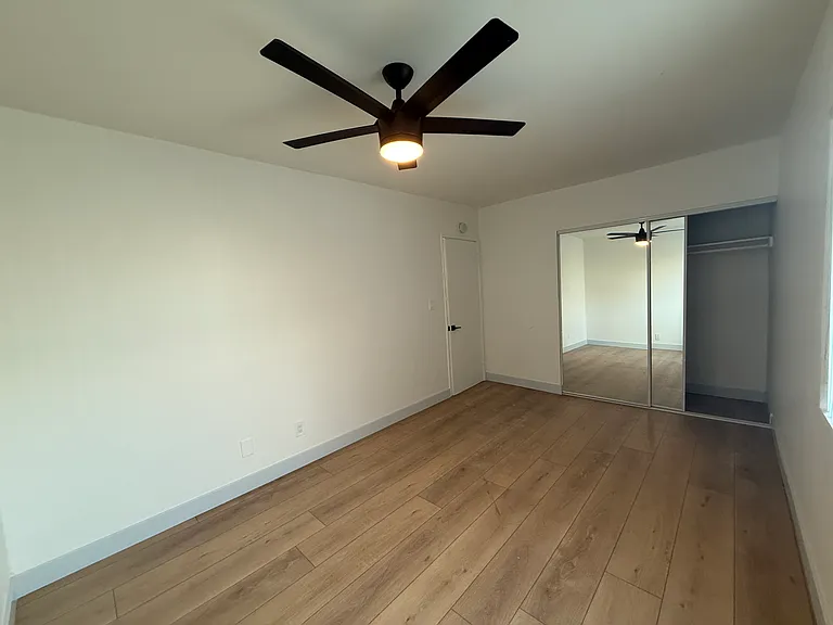 1135 Martin Luther King Jr Ave #14 — Photo 10