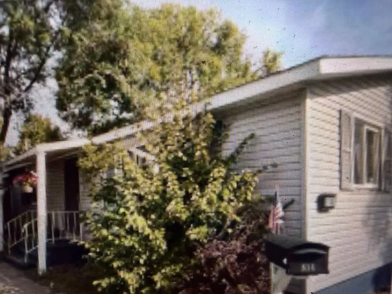 814 Parnell St — Photo 10