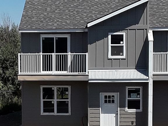 #114 Parkview Townhome