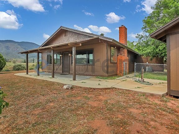 3rd image of 501 Cuddy Canyon Rd