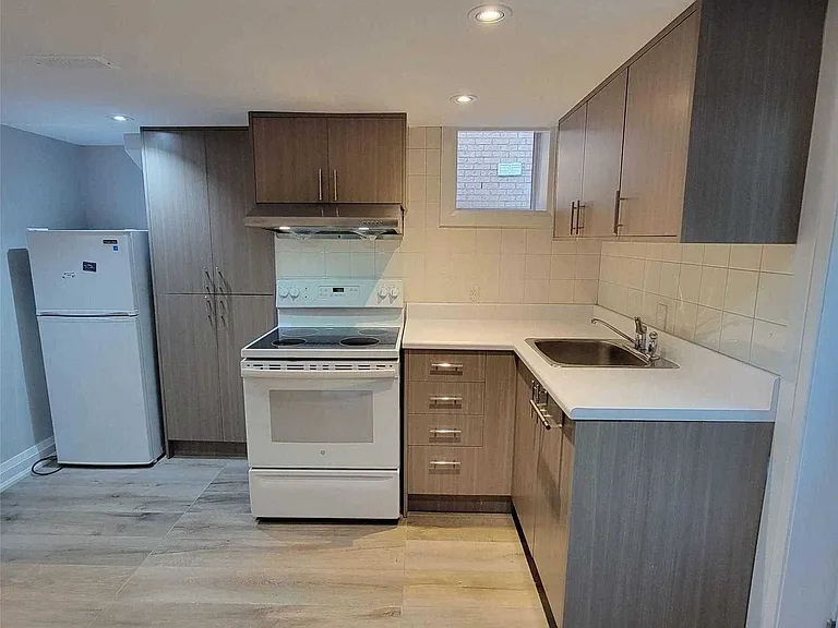 41 Brucewood Cres — Photo 10