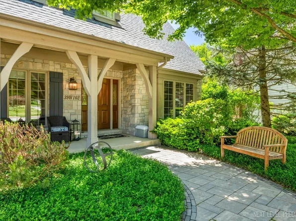 39W102 Fryendall Ct, Geneva, IL 60134