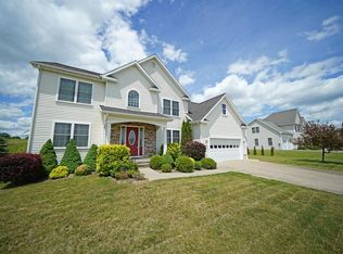 16 Royal Crst, Horseheads, NY 14845