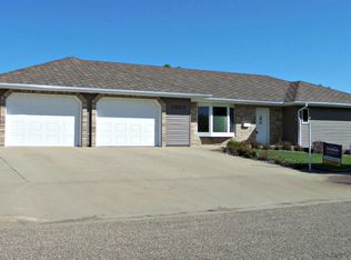 1624 Circle Dr, Pierre, SD 57501
