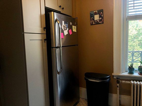 3rd image of 259 Beacon St APT 32