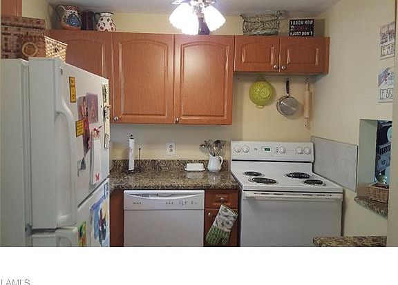 5th image of 300 Forest Lakes Blvd APT 106