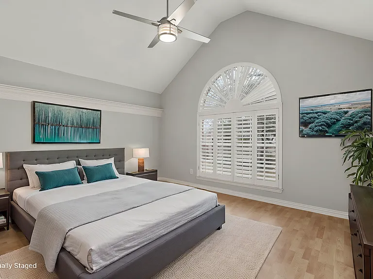 433 Martel Ln — Photo 27