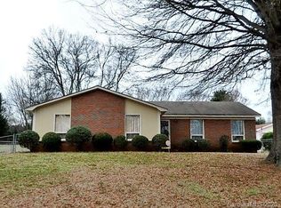 7212 Cormwell Ln, Charlotte, NC 28217