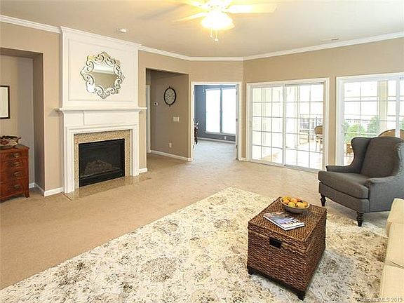 5th image of 3006 Voyageurs Way