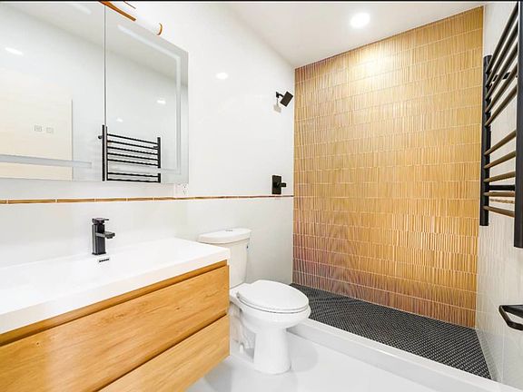 4th image of 1221 Church Ave #2C