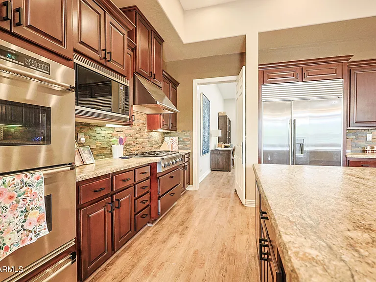 42405 N Harbour Town Ct — Photo 13