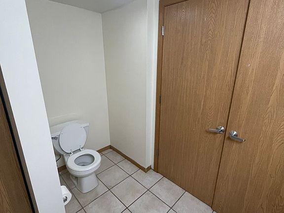 5th image of 1806 S Cottage Grove Ave APT 412